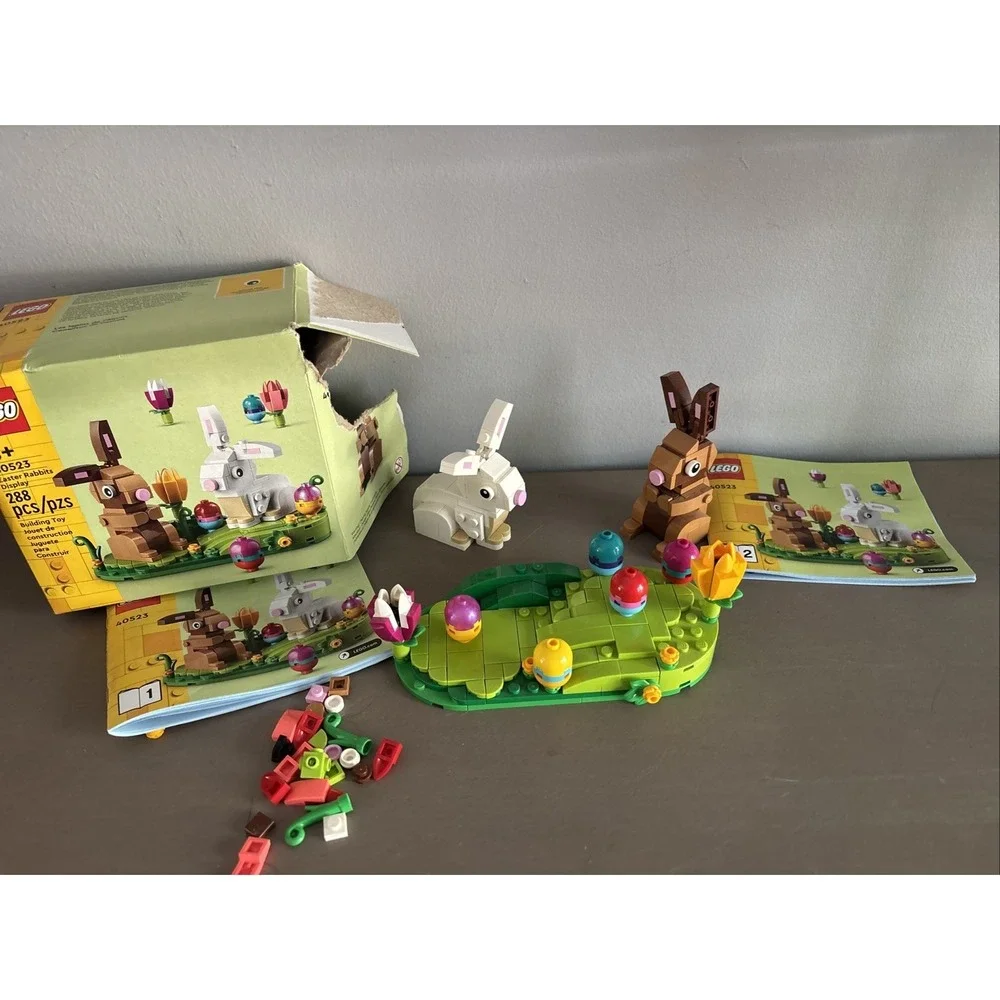 LEGO Iconic: Easter Rabbits Display Bunny And Eggs